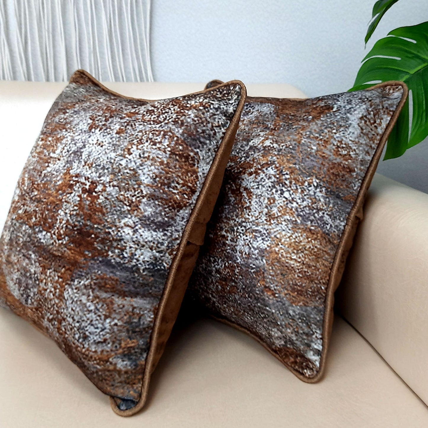 Cushion Cover with Filler – Beautiful Brown Abstract Design – Best Price 40cm x 40cm (~16″ x 16″) – Set of 2
