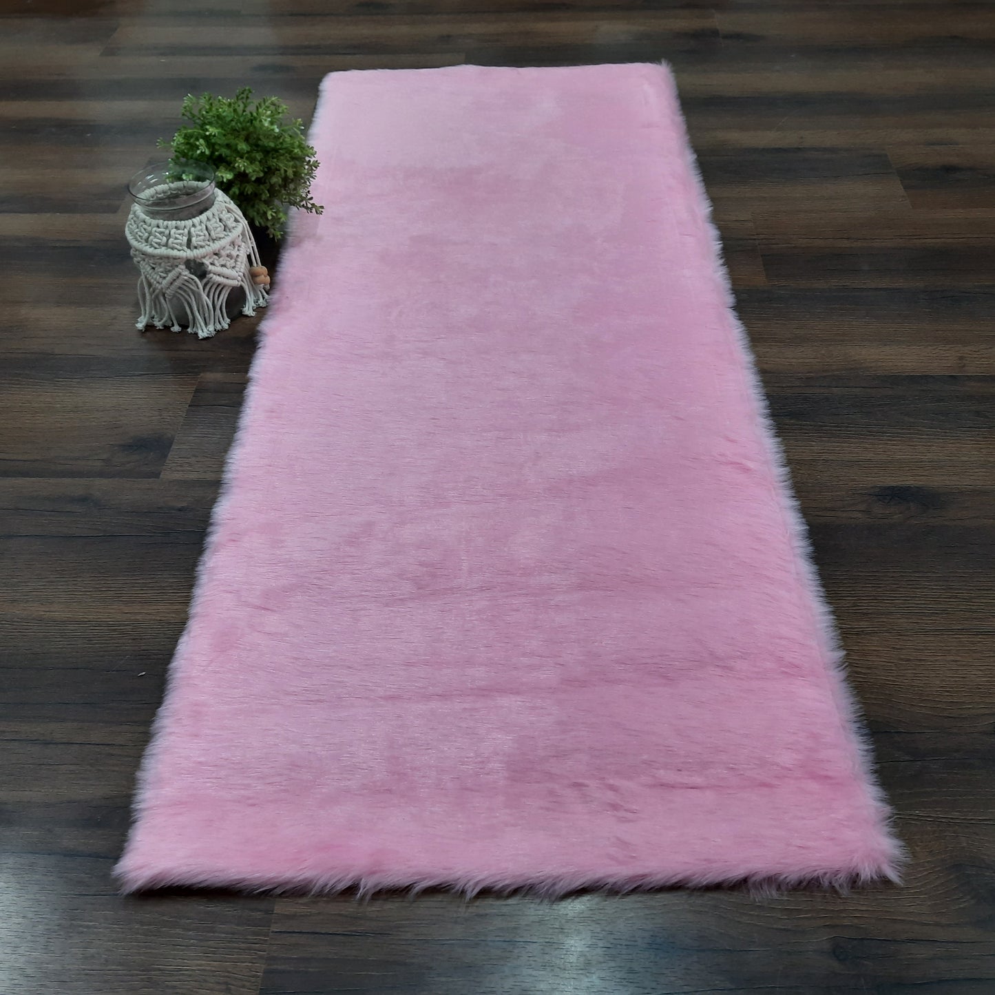 Avioni Ultra Soft Cozy Fluffy Faux Fur Rug –Pink Color- Easily Hand Washable – Bedside/Hallway/Pooja Room- 60X150cm