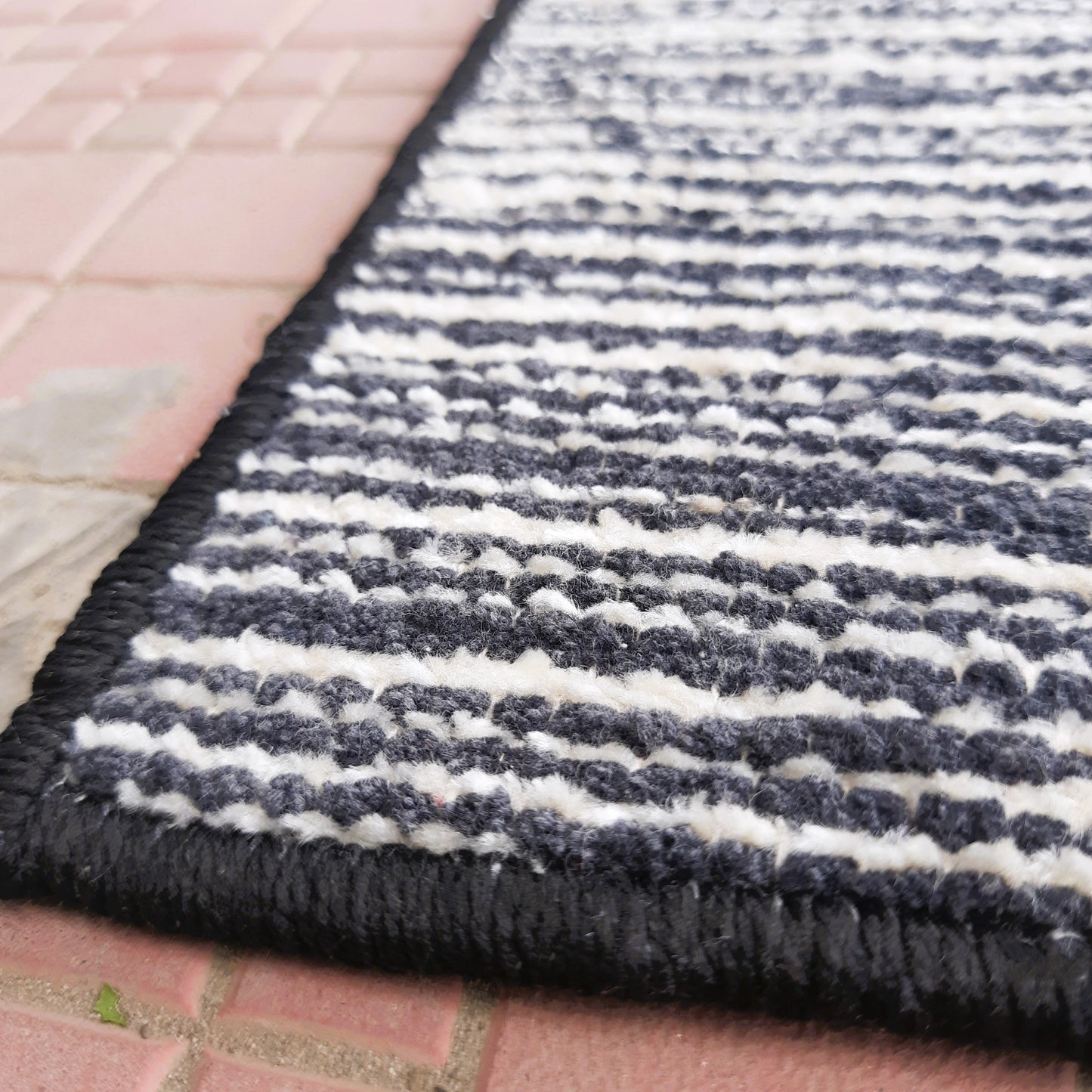 Avioni Luxury Soft Premium Chenille Stripe-Grey & Black-Yoga Mat 60cm x 180cm (~2×5.5 Feet)