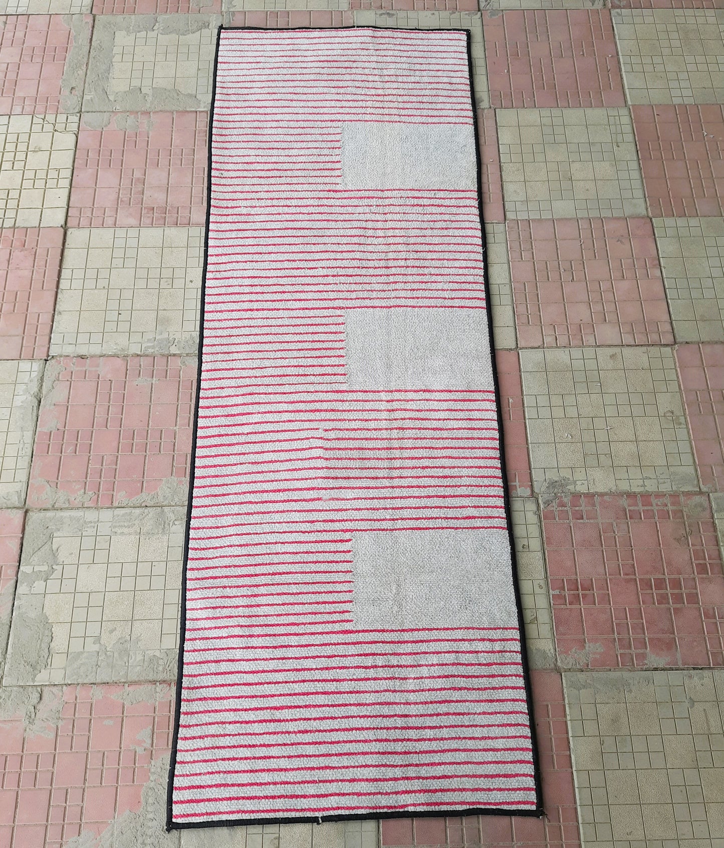Avioni Luxury Soft Premium Chenille Stripe-Pink & White-Yoga Mat 60cm x 180cm (~2×5.5 Feet)