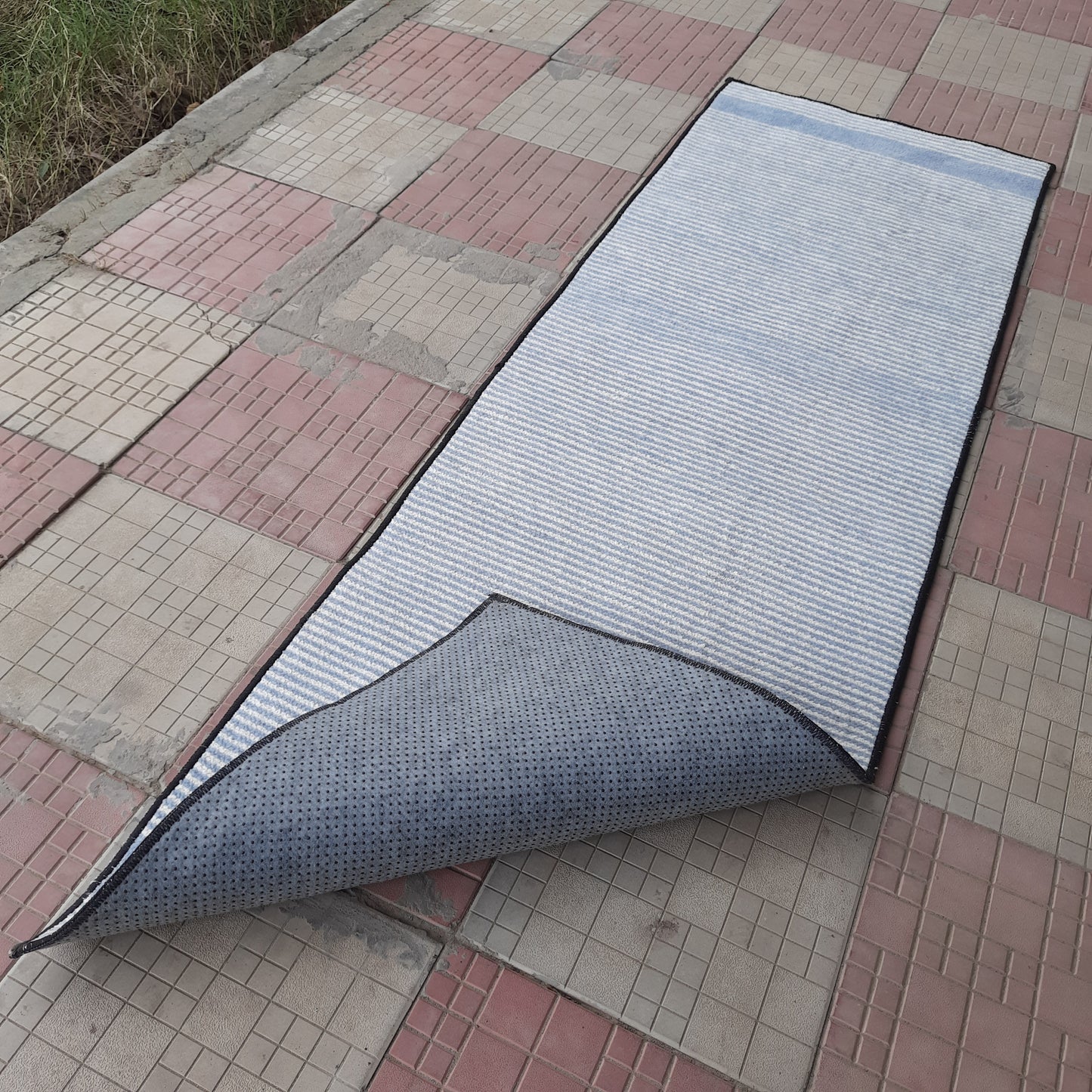 Avioni Luxury Soft Premium Chenille Stripe-light blue & White-Yoga Mat 60cm x 180cm (~2×5.5 Feet)
