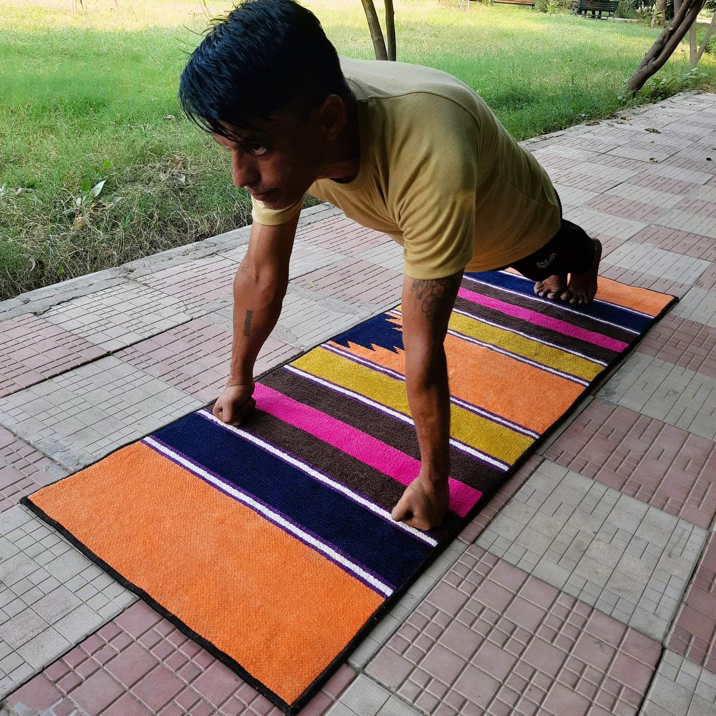 Avioni Luxury Soft Premium 100% Chenille Multi Color Yoga Mat 60cm x 200cm (~2×6Feet)