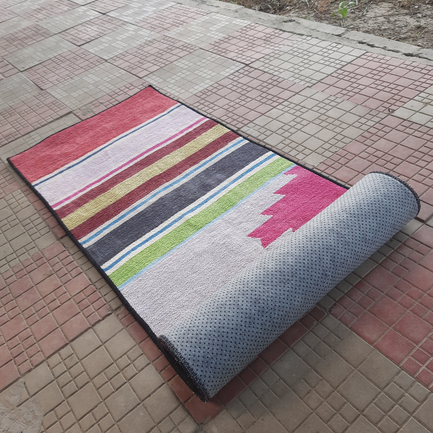 Avioni Luxury Soft Premium 100% Chenille Multi Color Yoga Mat 60cm x 200cm (~2×6Feet)