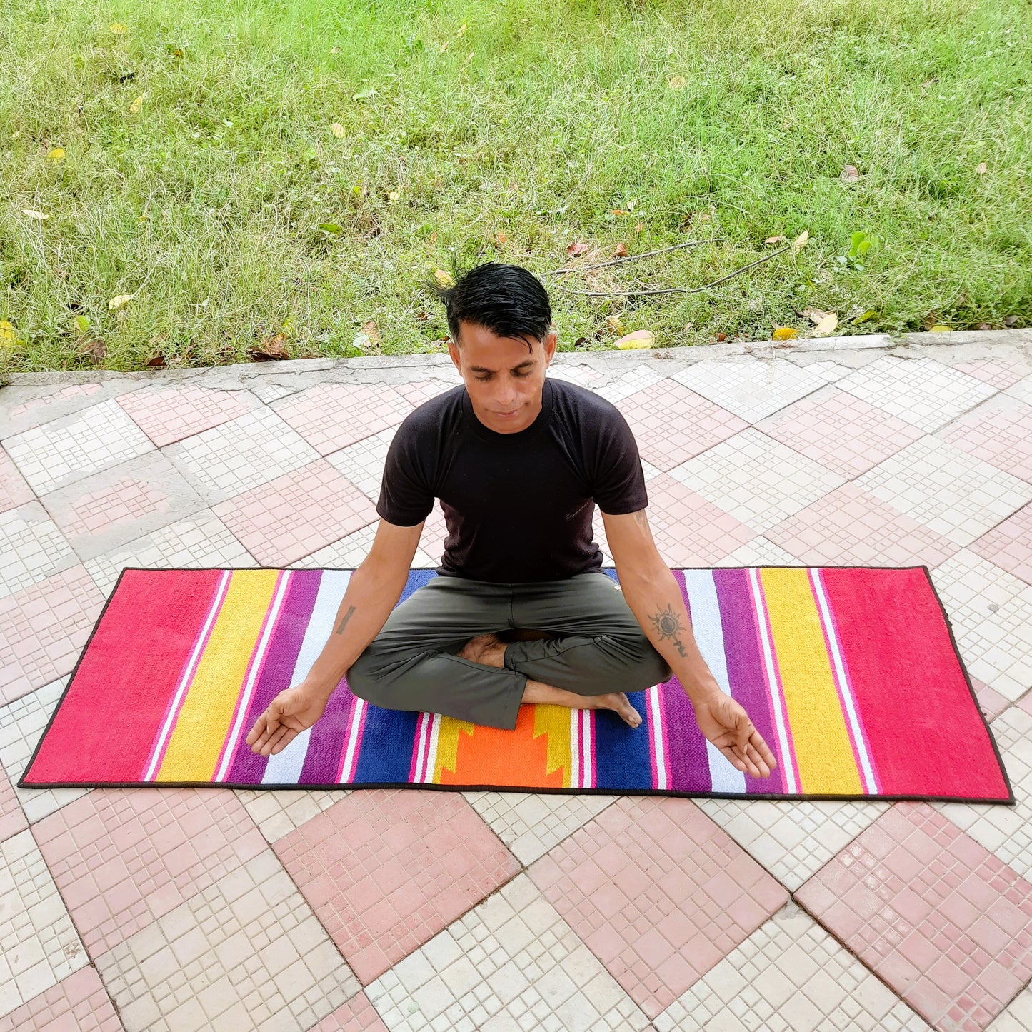Avioni Luxury Soft Premium 100% Chenille Multi Color Yoga Mat 60cm x 200cm (~2×6Feet)