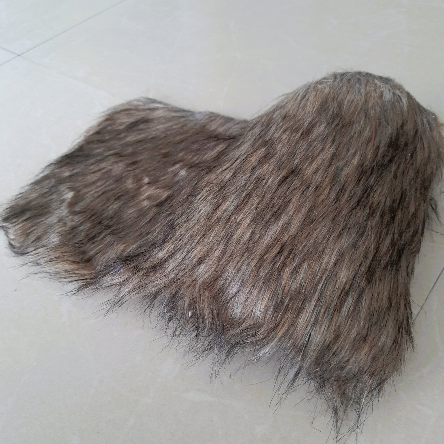 Avioni Shaggy Faux Fur Fabric | Perfect for Apparel, DIY Craft Supply, Hobby, Costume, Home Decor, Jackets, Coat, Vest, Pillow|150cm x 100cm (~60 Inches x 39 inches)