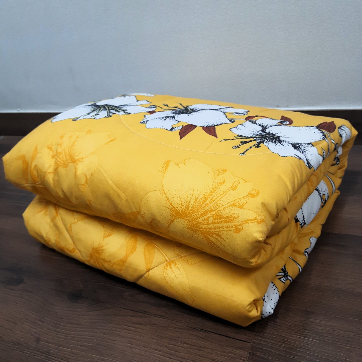 Save big on our AvioniHome Lavanya Bedding Bundle |1 Double Bed Comforter, 1 Double Bed Sheet, and 2 Pillow Covers Combo - Set of 4