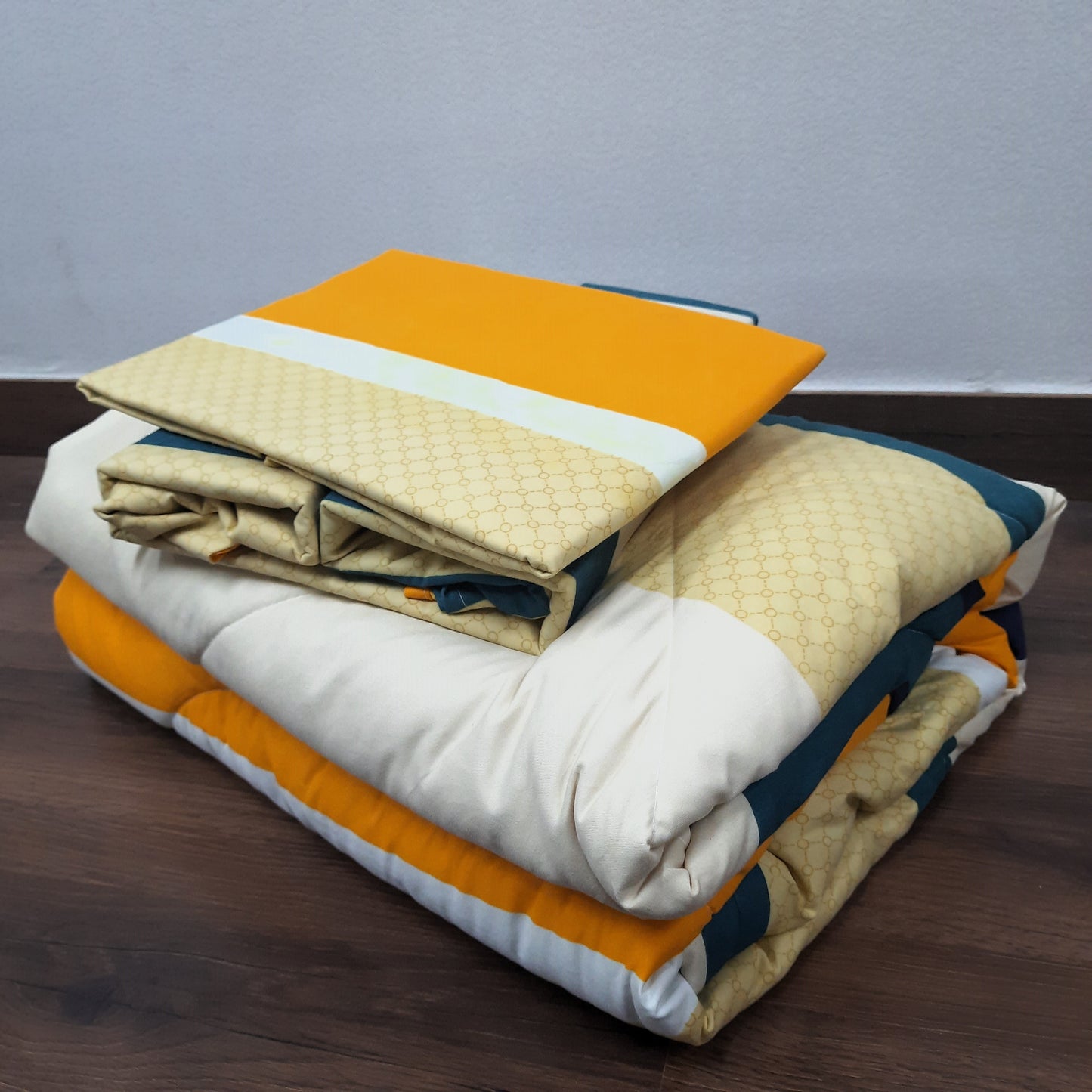 Save big on our AvioniHome Lavanya Bedding Bundle |1 Double Bed Comforter, 1 Double Bed Sheet, and 2 Pillow Covers Combo - Set of 4