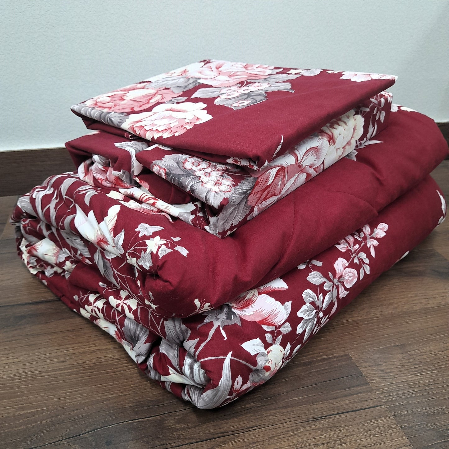 Save big on our AvioniHome Lavanya Bedding Bundle |1 Double Bed Comforter, 1 Double Bed Sheet, and 2 Pillow Covers Combo - Set of 4