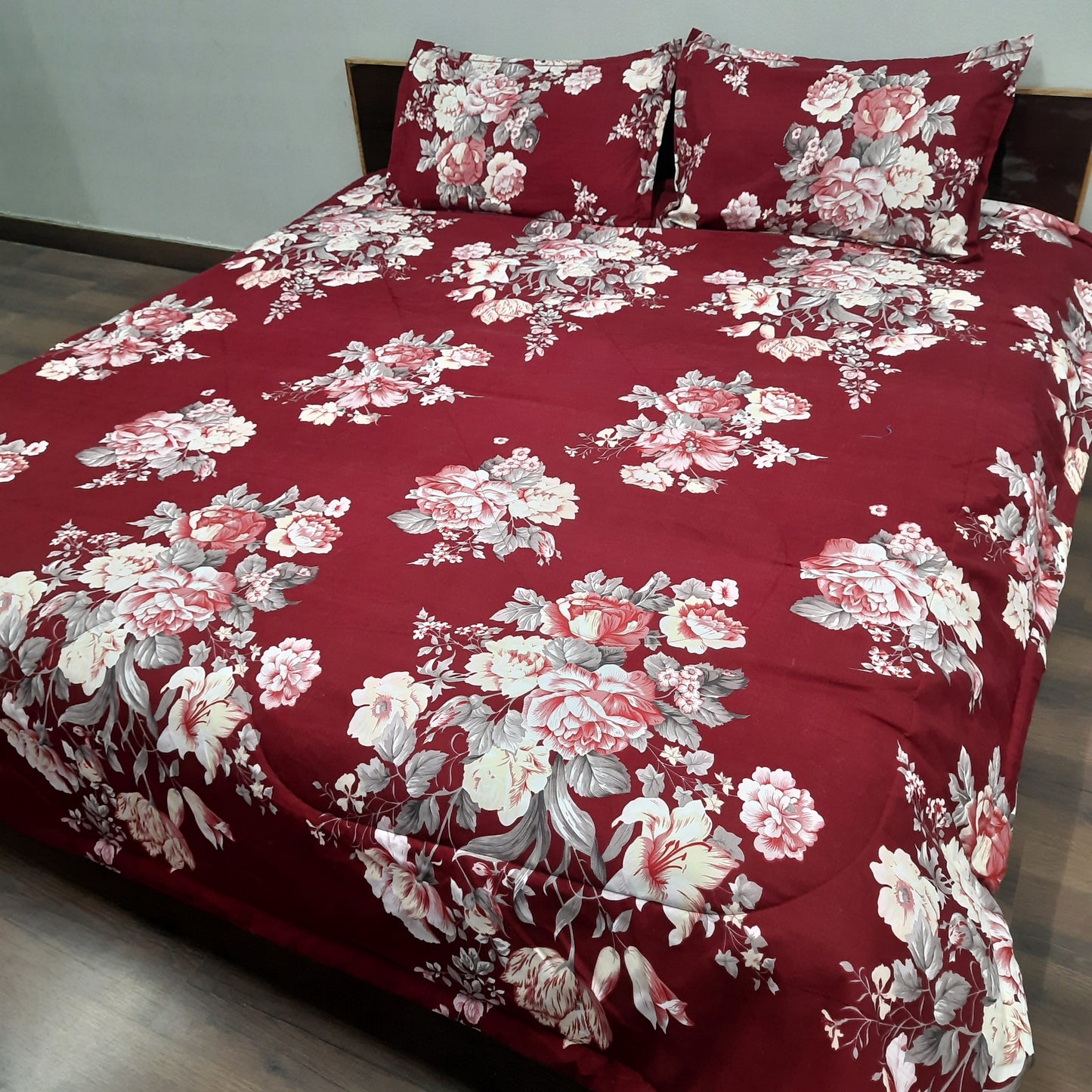 Save big on our AvioniHome Lavanya Bedding Bundle |1 Double Bed Comforter, 1 Double Bed Sheet, and 2 Pillow Covers Combo - Set of 4