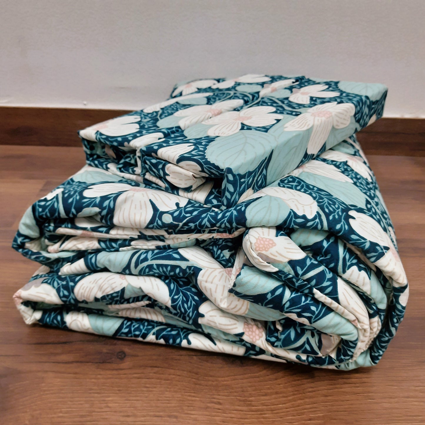 Save big on our AvioniHome Lavanya Bedding Bundle |1 Double Bed Comforter, 1 Double Bed Sheet, and 2 Pillow Covers Combo - Set of 4