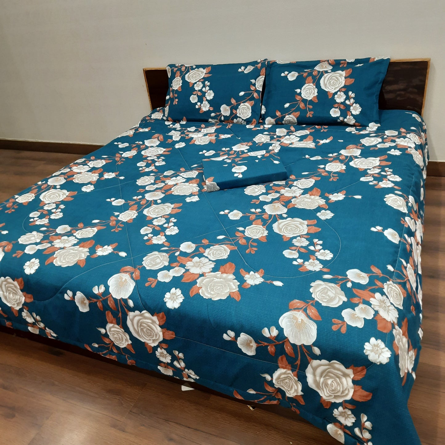 Save big on our AvioniHome Lavanya Bedding Bundle |1 Double Bed Comforter, 1 Double Bed Sheet, and 2 Pillow Covers Combo - Set of 4