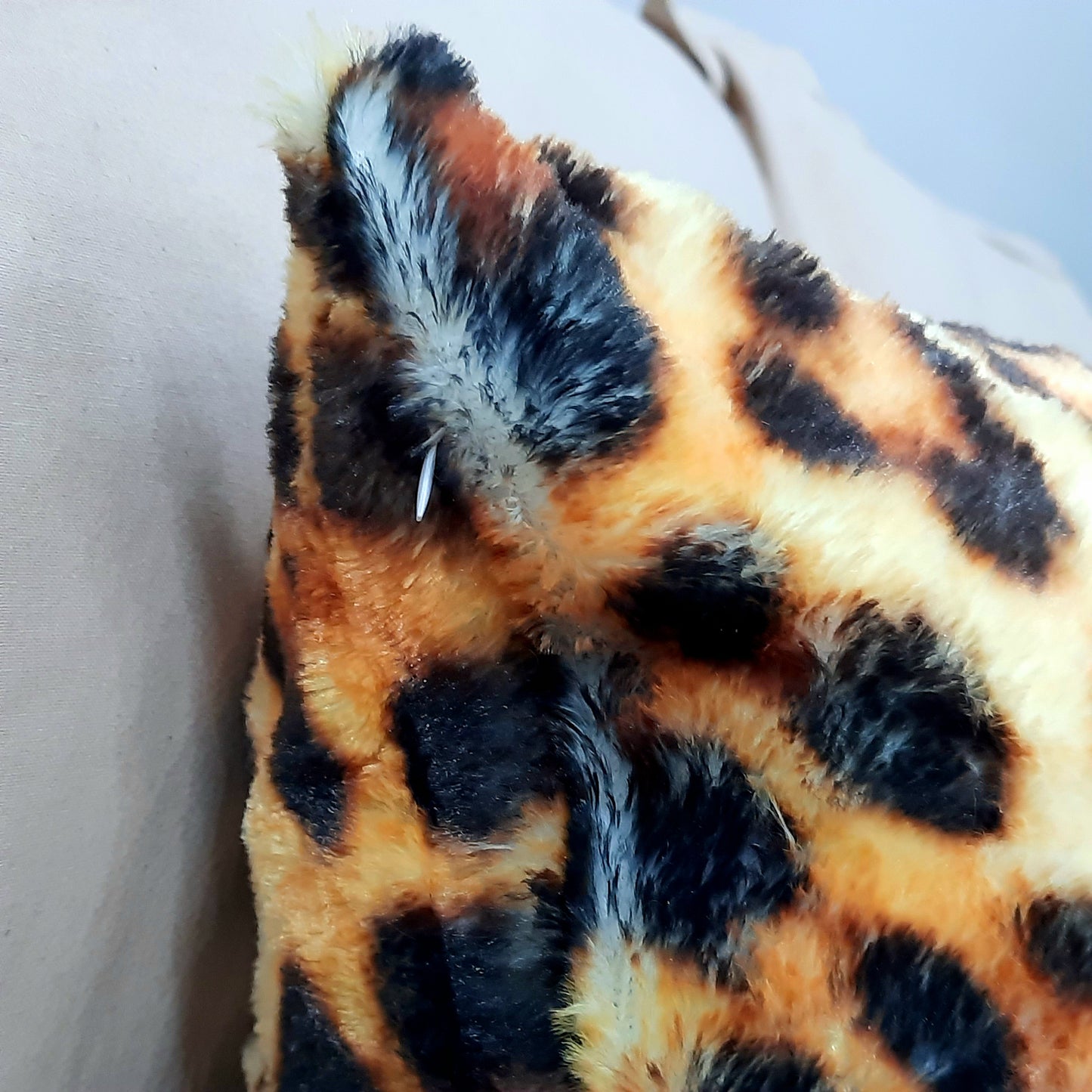 Avioni Soft Fluffy Plush Faux Fur CozyChic Cuddle Pillow| Animal Print| 40 x 13 inches (100 x 33 cms)