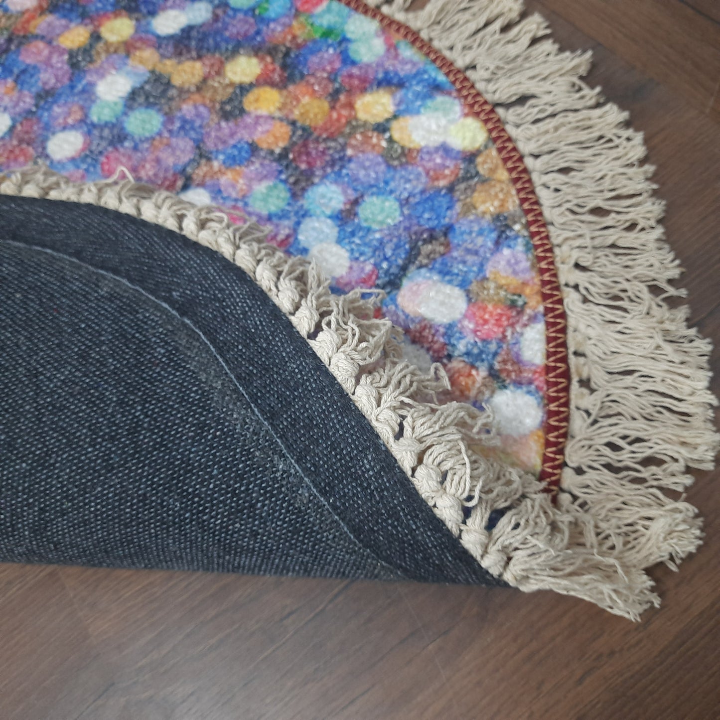 Avioni Carpet For Kids Room – Round Rug – Drops