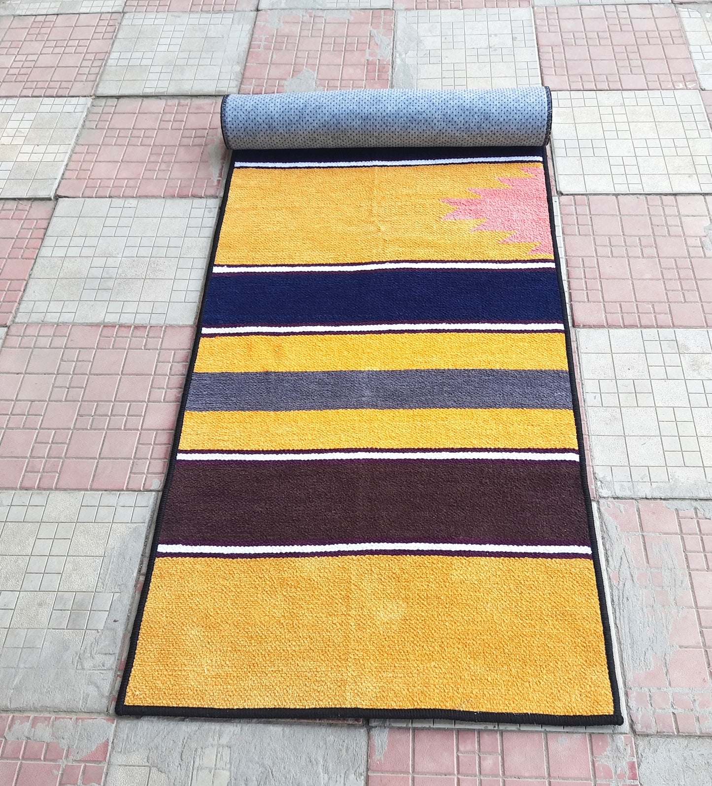 Avioni Luxury Soft Premium 100% Chenille Multi Color Yoga Mat 60cm x1 72cm (~2×5.7Feet)