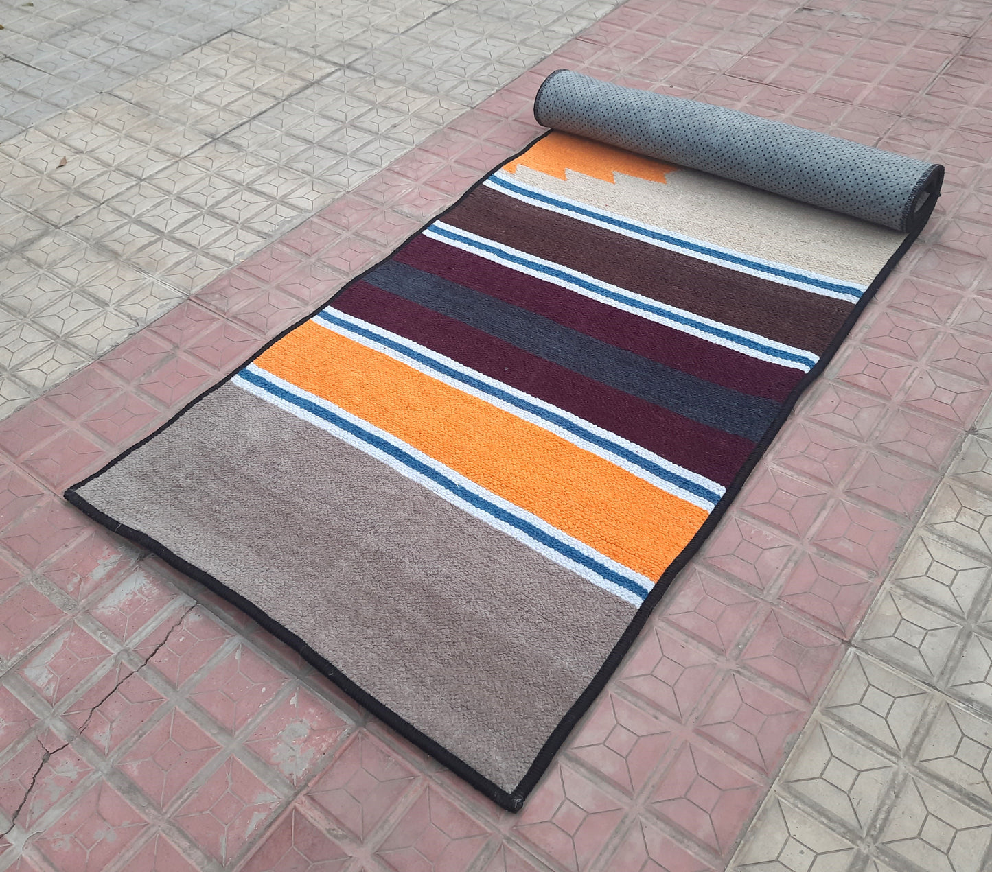 Avioni Luxury Soft Premium 100% Chenille Multi Color Yoga Mat 60cm x 200cm (~2×6Feet)