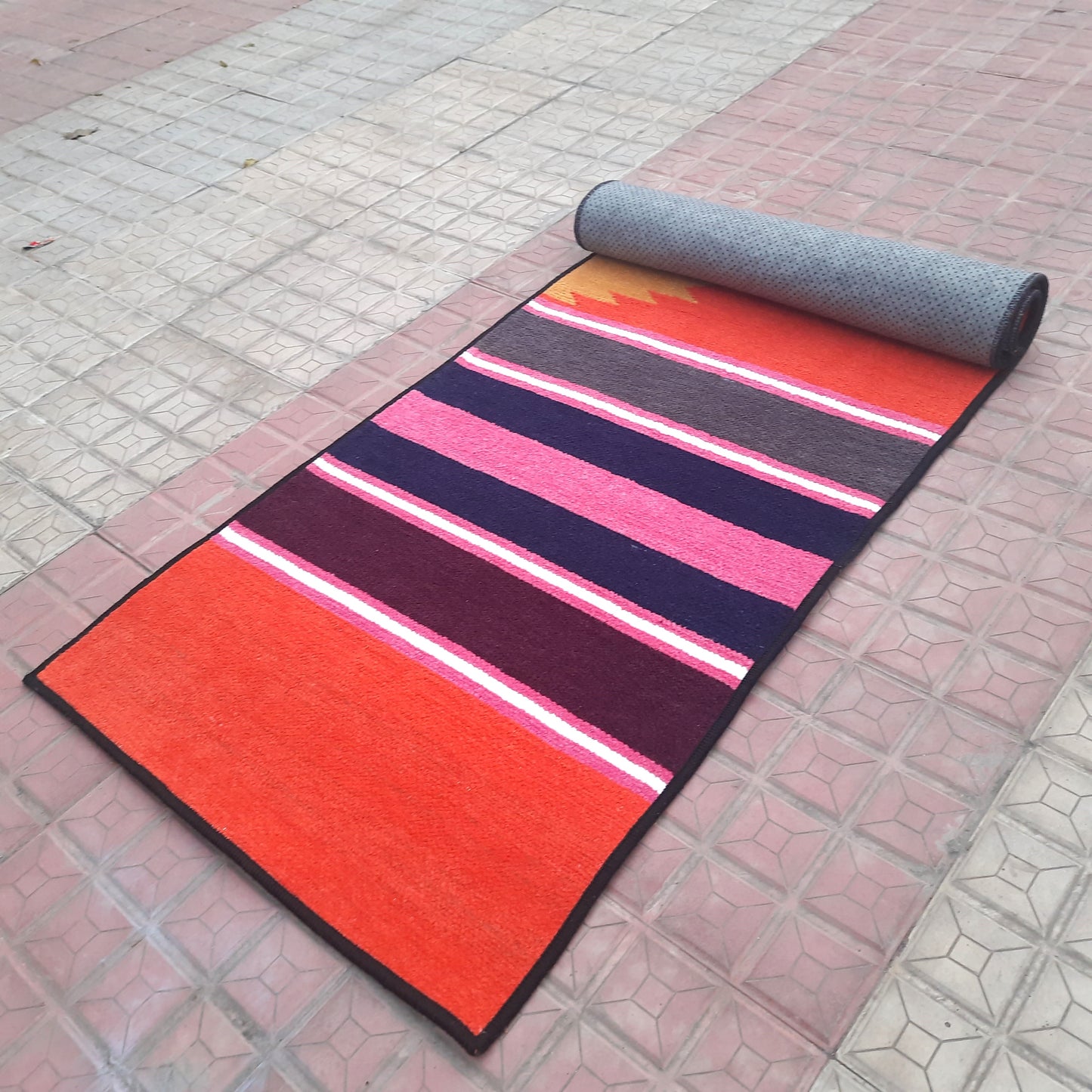 Avioni Luxury Soft Premium 100% Chenille Multi Color Yoga Mat 60cm x 200cm (~2×6Feet)