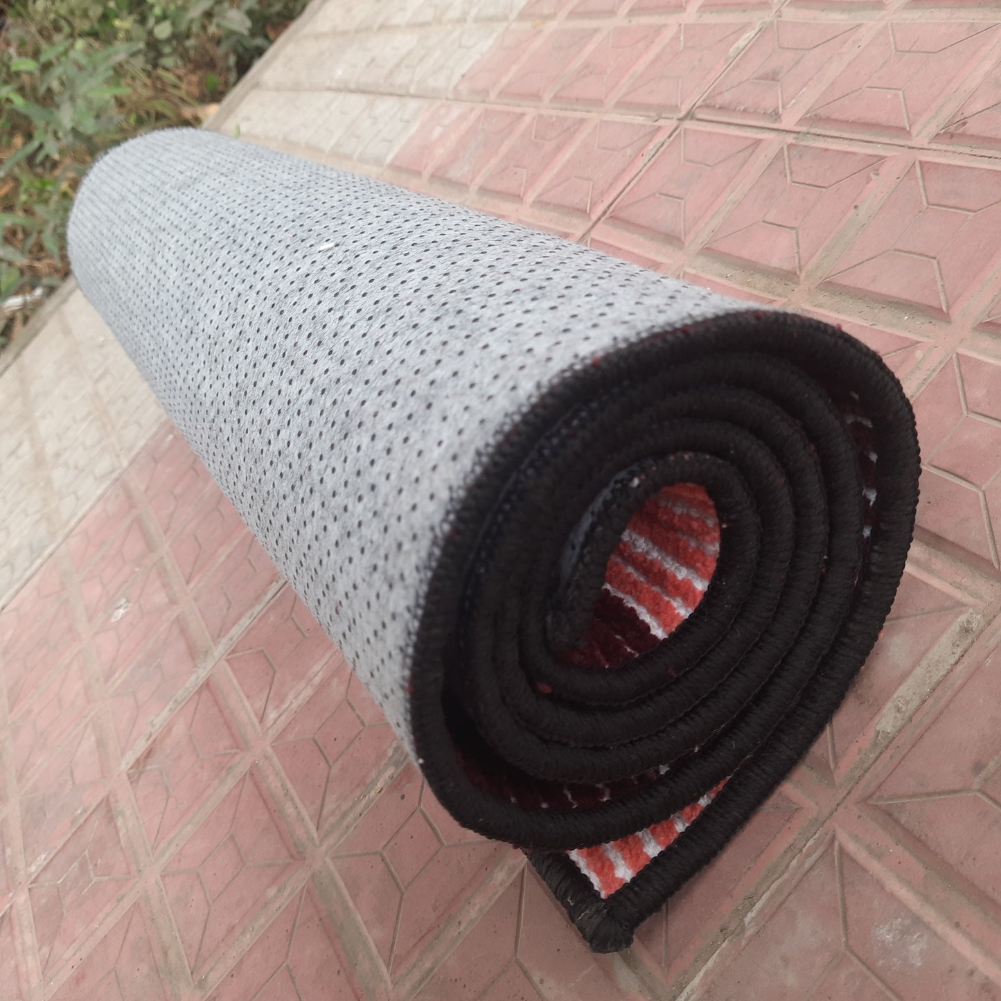 Avioni Luxury Soft Premium Chenille Stripe -Purple & Pink- Yoga Mat 60cm x 180cm (~2×5.5 Feet)