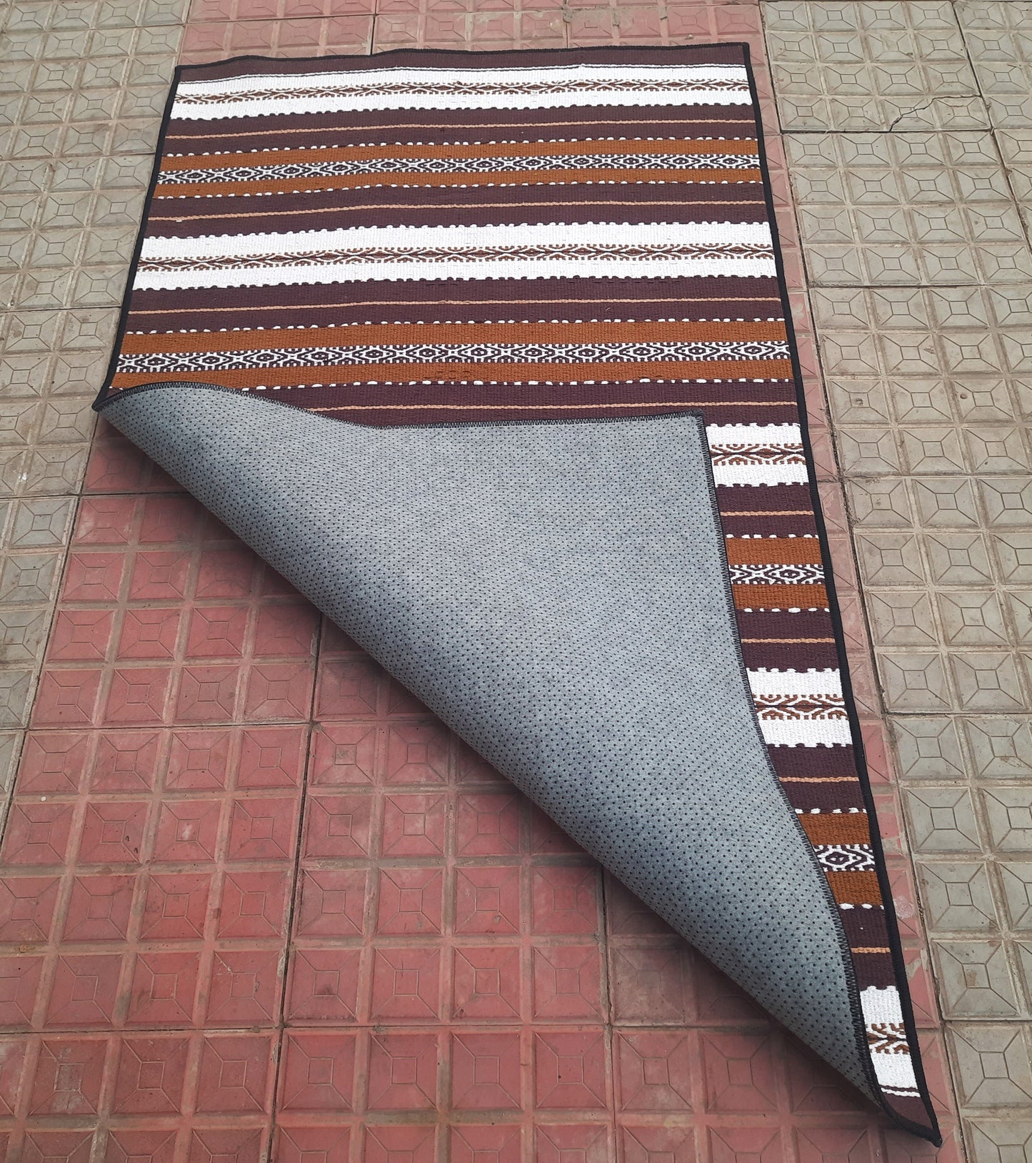 Avioni Luxury Soft Premium 100% Cotton Yoga Dhurry 87cm x 145cm (~3 feet x 5 feet)