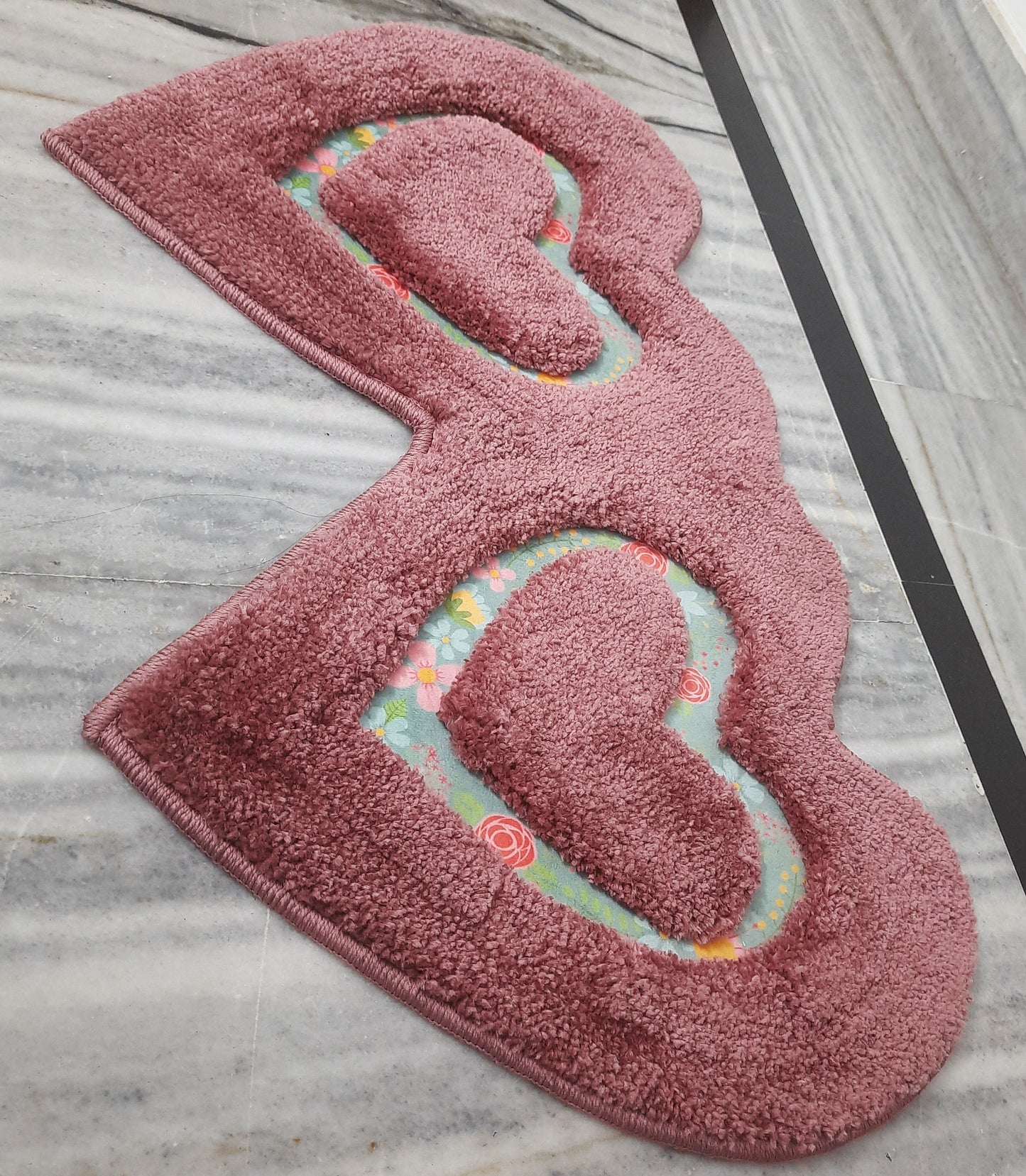 Avioni Home| Twinheart Floormat Collection | Soft Shaggy Dual Heart Shape Floor Mat /Door Mat | Wine Pink | Fluffy & 10mm Thick Mat | 45 x 75 CM