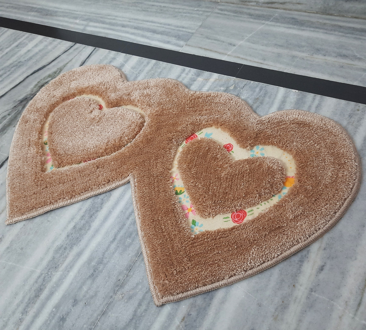 Avioni Home| Twinheart Floormat Collection | Soft Shaggy Dual Heart Shape Floor Mat /Door Mat | Beige | Fluffy & 10mm Thick Mat | 45 x 75 CM