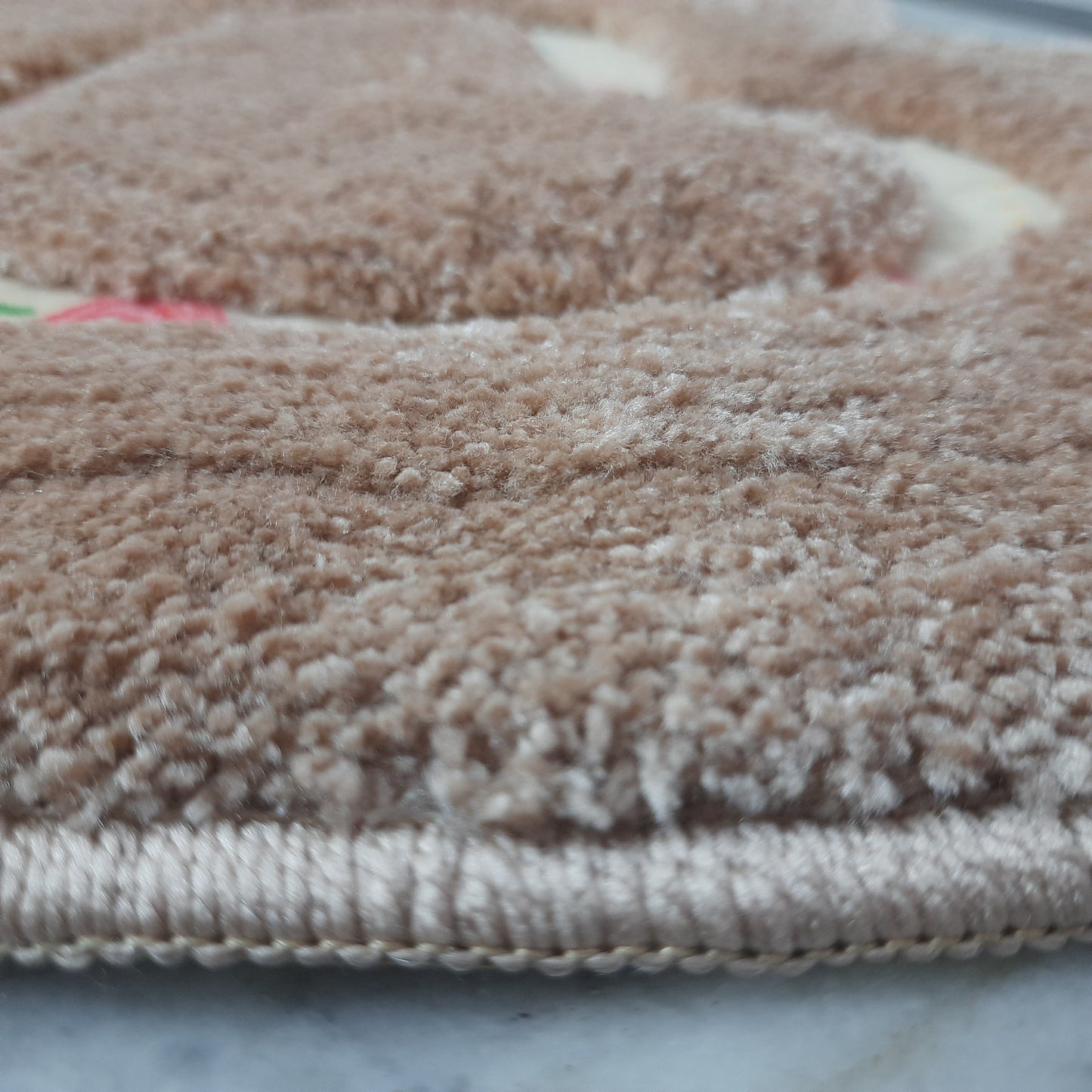Avioni Home| Twinheart Floormat Collection | Soft Shaggy Dual Heart Shape Floor Mat /Door Mat | Beige | Fluffy & 10mm Thick Mat | 45 x 75 CM