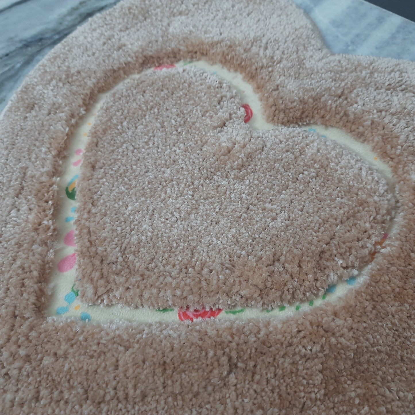 Avioni Home| Twinheart Floormat Collection | Soft Shaggy Dual Heart Shape Floor Mat /Door Mat | Beige | Fluffy & 10mm Thick Mat | 45 x 75 CM