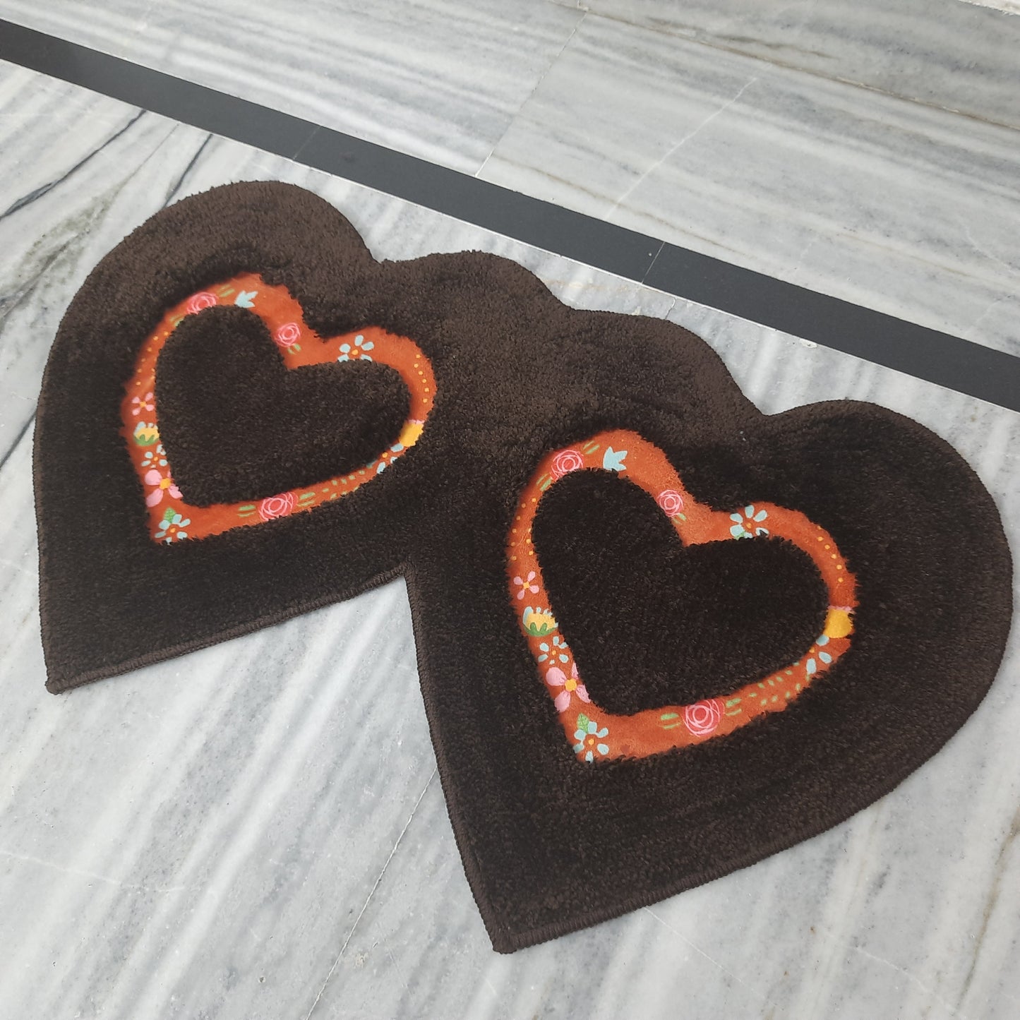 Avioni Home| Twinheart Floormat Collection | Soft Shaggy Dual Heart Shape Floor Mat /Door Mat | Dark Coffee | Fluffy & 10mm Thick Mat | 45 x 75 CM