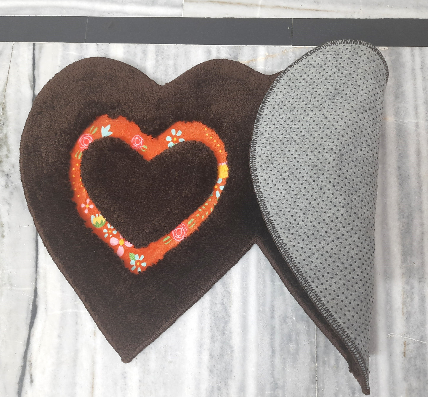 Avioni Home| Twinheart Floormat Collection | Soft Shaggy Dual Heart Shape Floor Mat /Door Mat | Dark Coffee | Fluffy & 10mm Thick Mat | 45 x 75 CM