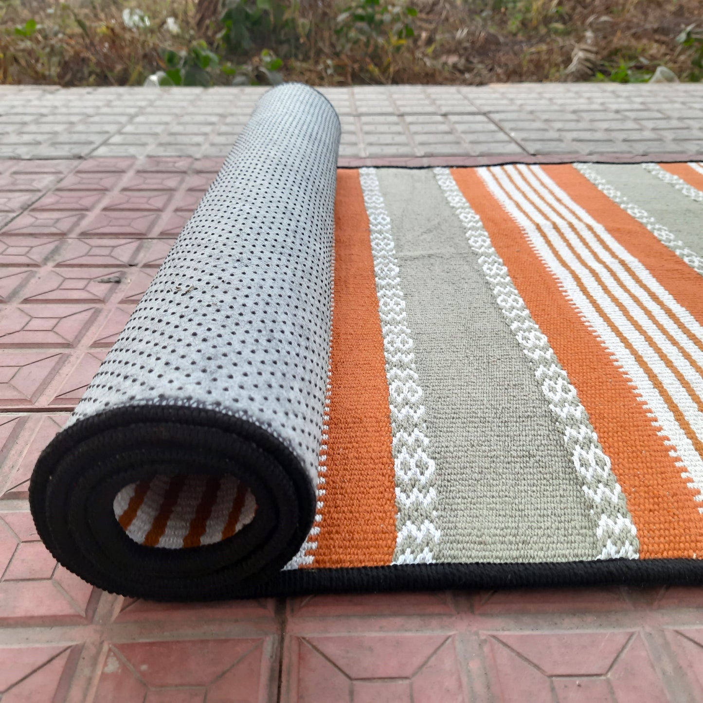Avioni Luxury Ethnic Handloom 100% Cotton Anti Slip Multi Color Yoga Mat 70cm x 214cm (~2.5×7Feet)