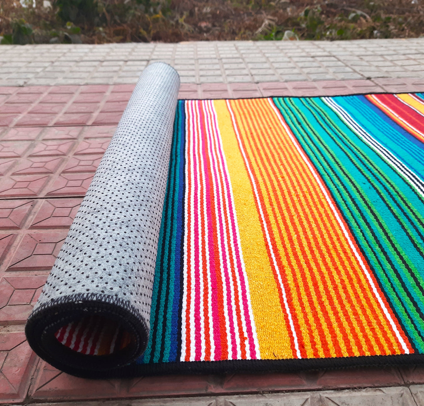 Avioni Luxury Ethnic Handloom 100% Cotton Anti Slip Multi Color Yoga Mat 74cm x 180cm (~2.5×6Feet)