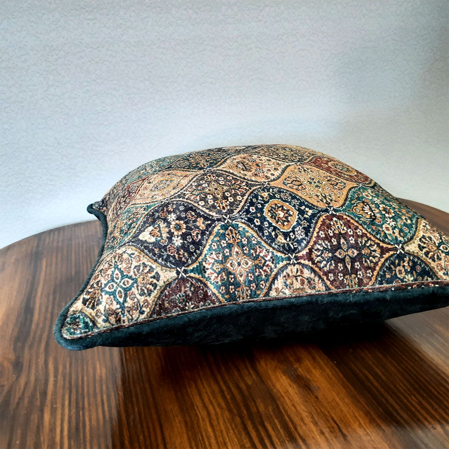 Cushion Cover with Filler – Beautiful Persian Design – Best Price 40cm x 40cm (~16″ x 16″) – Set of 2