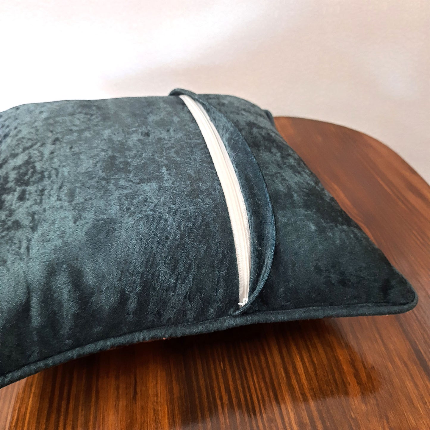 Cushion Cover with Filler – Beautiful Persian Design – Best Price 40cm x 40cm (~16″ x 16″) – Set of 2