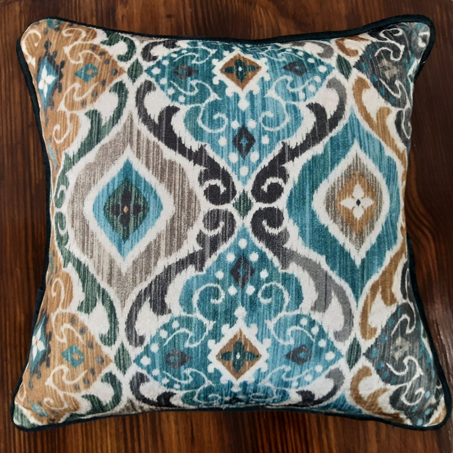 Cushion Cover with Filler – Beautiful Traditional Design – Best Price 40cm x 40cm (~16″ x 16″) – Set of 2