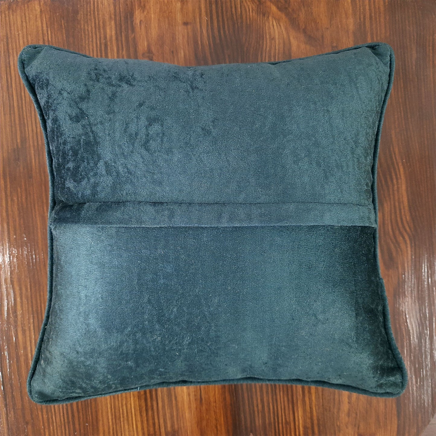 Cushion Cover with Filler – Beautiful Traditional Design – Best Price 40cm x 40cm (~16″ x 16″) – Set of 2