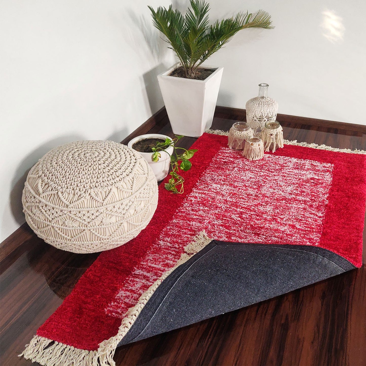 Avioni Faux Silk Carpets for Living Room/Pooja Room - Exclusive "Cut Shuttle" Hand loom Piece- Neo Modern Collection Red And White Carpet/Rug – 90cm x 150cm (~3×5 Feet)