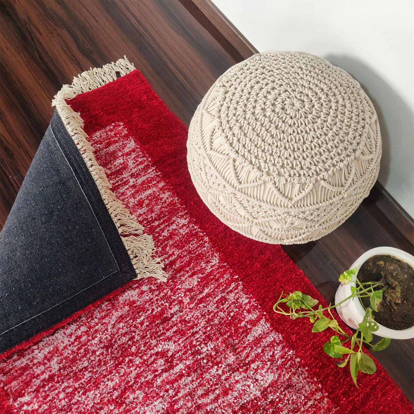 Avioni Faux Silk Carpets for Living Room/Pooja Room - Exclusive "Cut Shuttle" Hand loom Piece- Neo Modern Collection Red And White Carpet/Rug – 90cm x 150cm (~3×5 Feet)