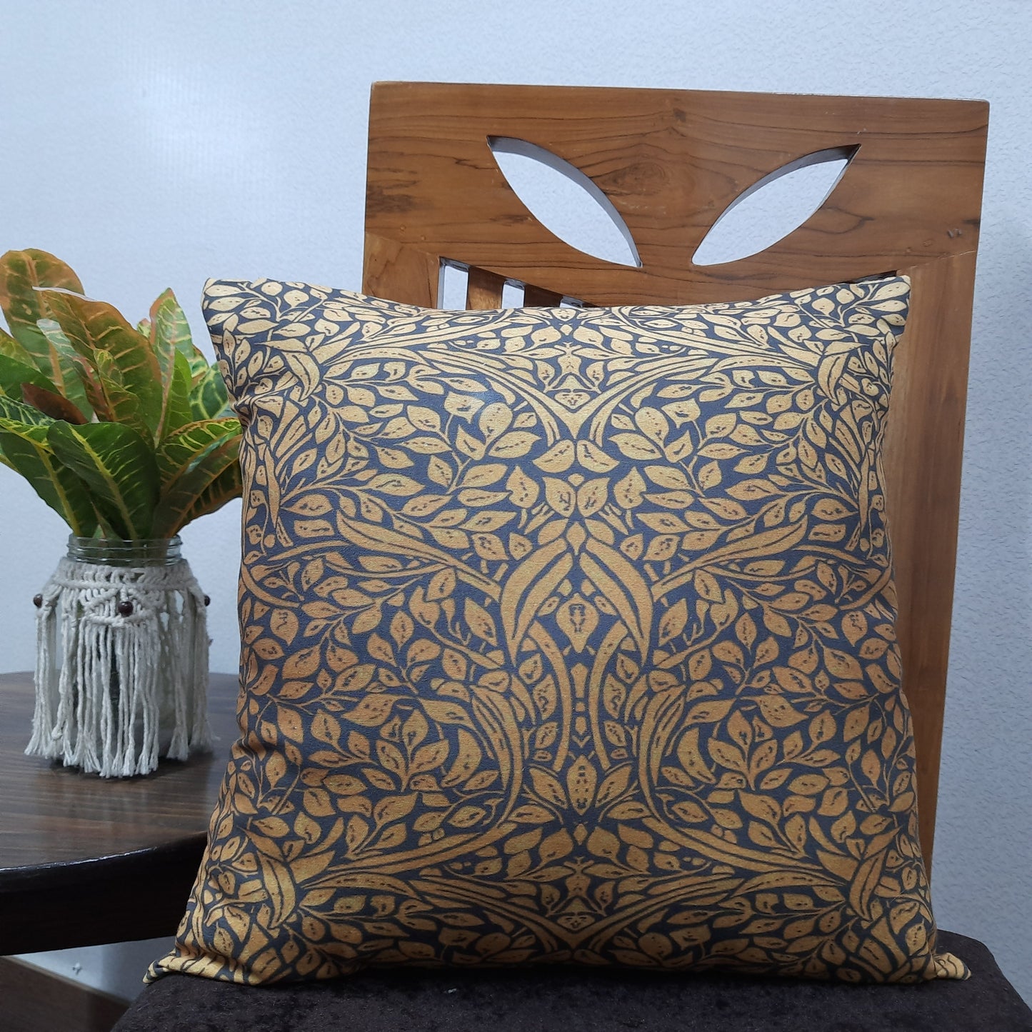 Riviera Collection-Cushion Covers In Glace Cotton For Regular Use –Brown and Blue– Best Price 40cm x 40cm (~16″ x 16″) – Set of 5