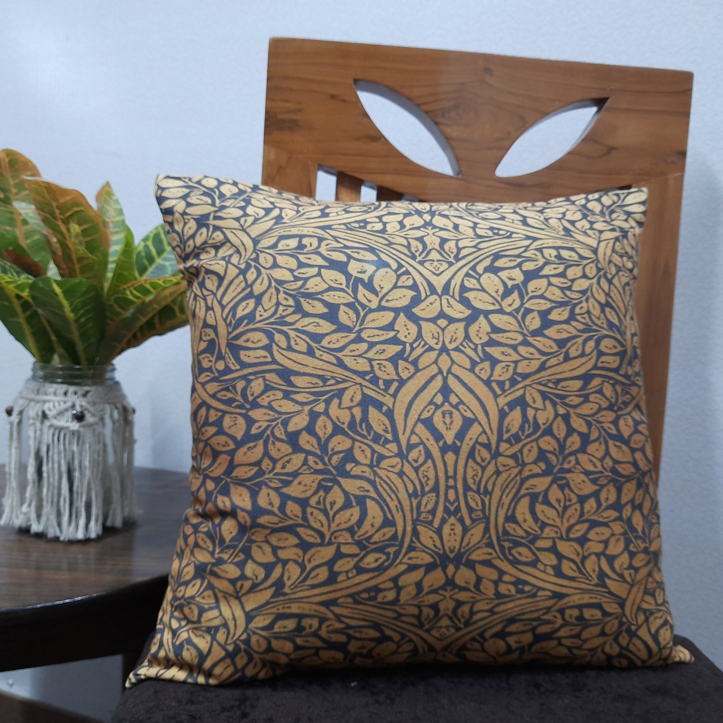 Riviera Collection-Cushion Covers In Glace Cotton For Regular Use –Brown and Blue– Best Price 40cm x 40cm (~16″ x 16″) – Set of 5