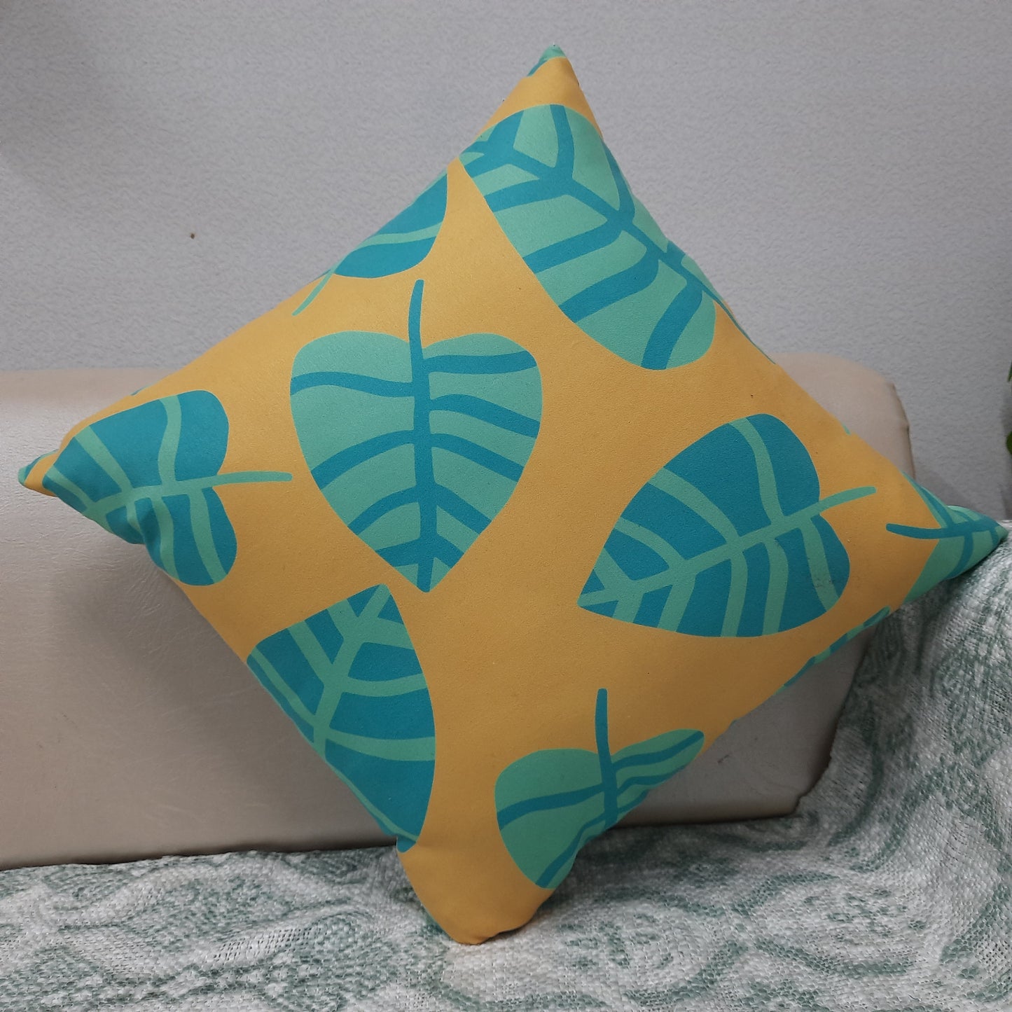 Riviera Collection-Cushion Covers In Glace Cotton For Regular Use –Yellow With leaves – Best Price 40cm x 40cm (~16″ x 16″) – Set of 5
