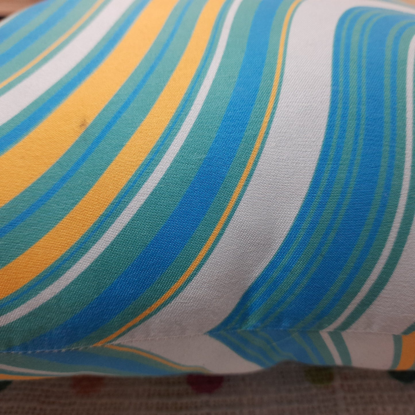 Riviera Collection-Cushion Covers In Glace Cotton For Regular Use –Blue Waves – Best Price 40cm x 40cm (~16″ x 16″) – Set of 5