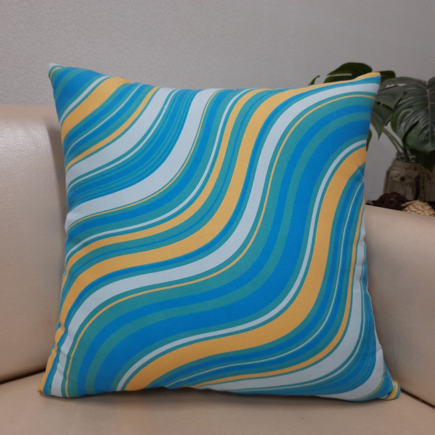 Riviera Collection-Cushion Covers In Glace Cotton For Regular Use –Blue Waves – Best Price 40cm x 40cm (~16″ x 16″) – Set of 5