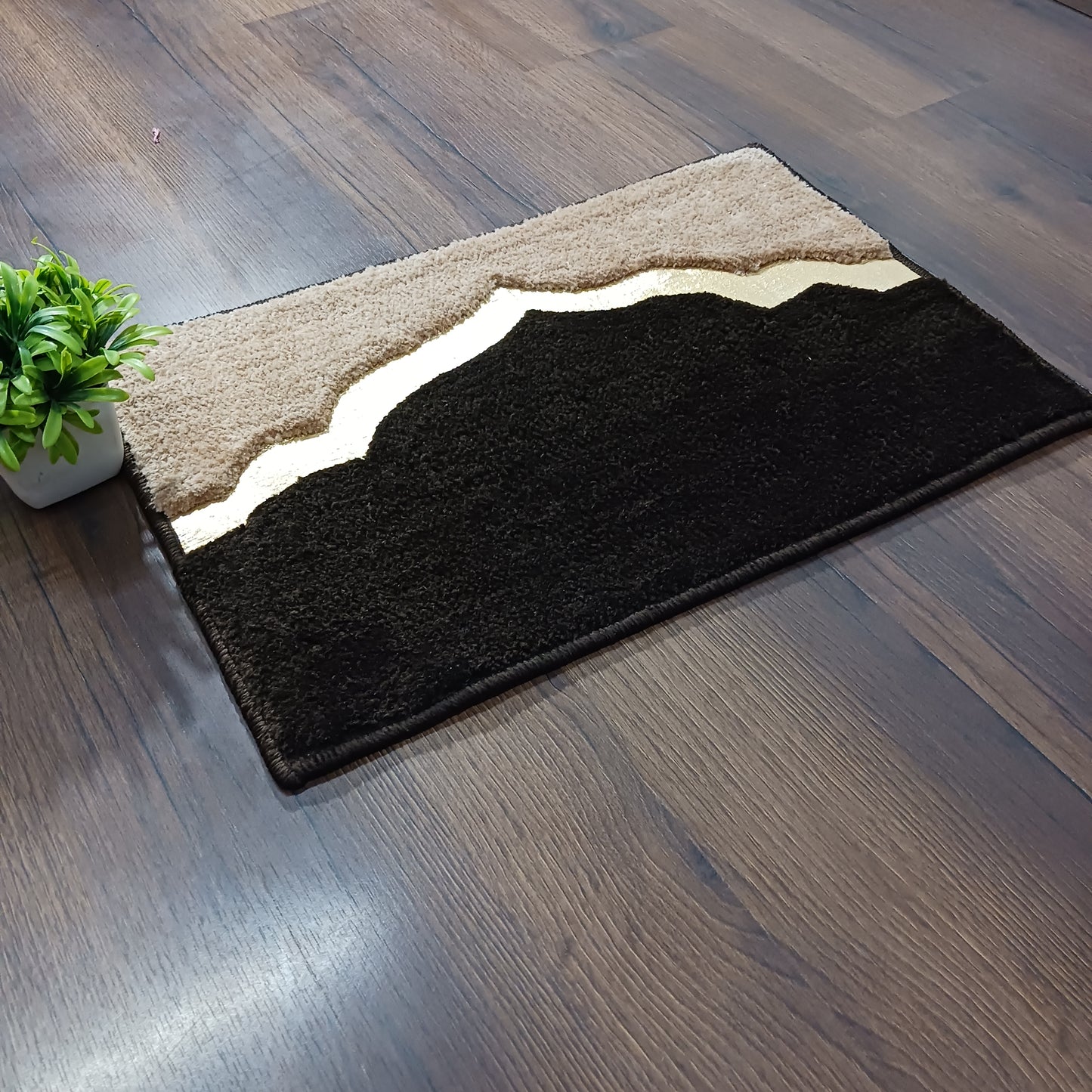 Avioni Desire Collection | Luxury Golden Touch Beige-Brown Mahal Floor Mat | Soft And Plush Handmade Door Mats / BathMats -40x60 cms (Copy)
