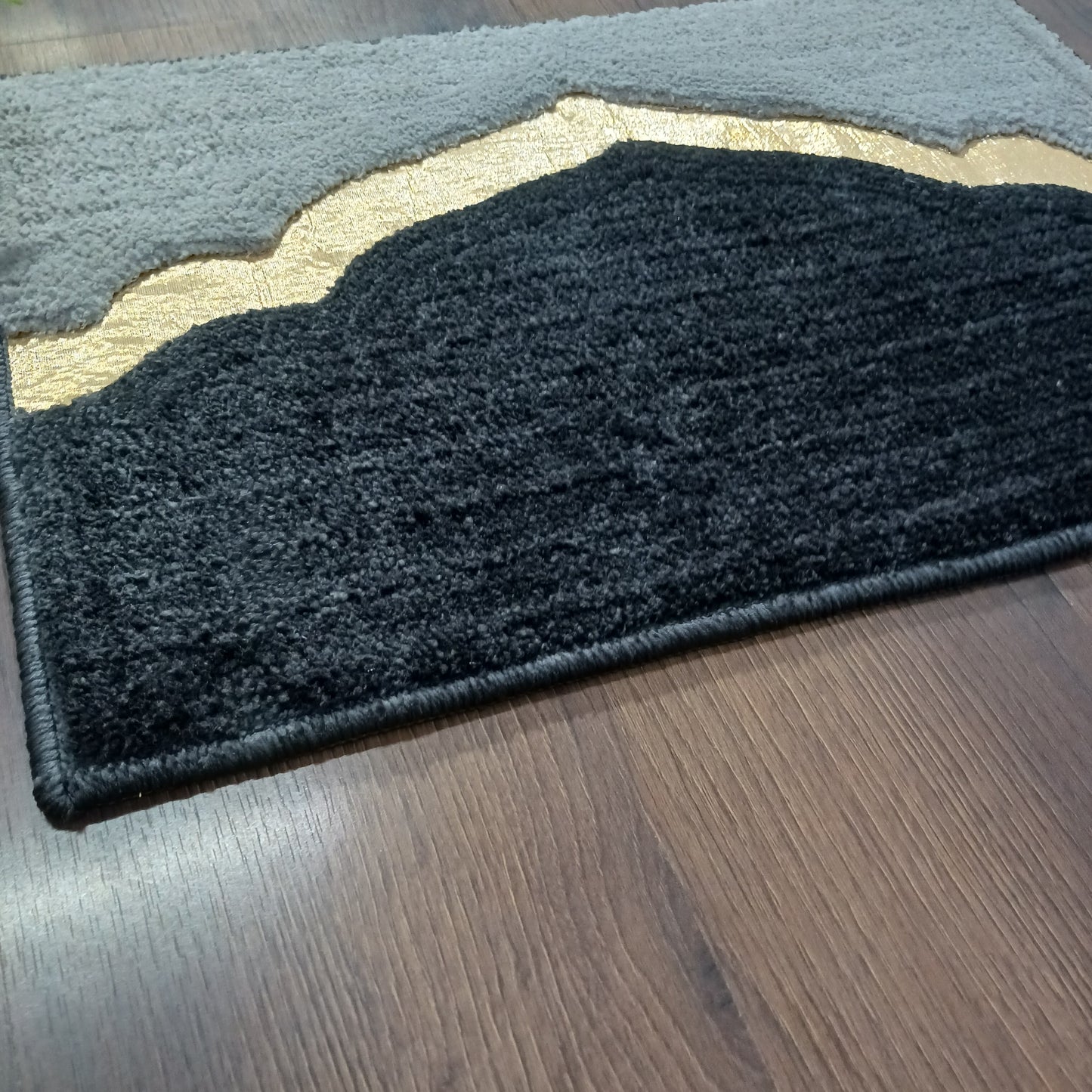 Avioni Desire Collection | Luxury Golden Touch Aqua-Black Mahal Floor Mat | Soft And Plush Handmade Door Mats / BathMats -40x60 cms