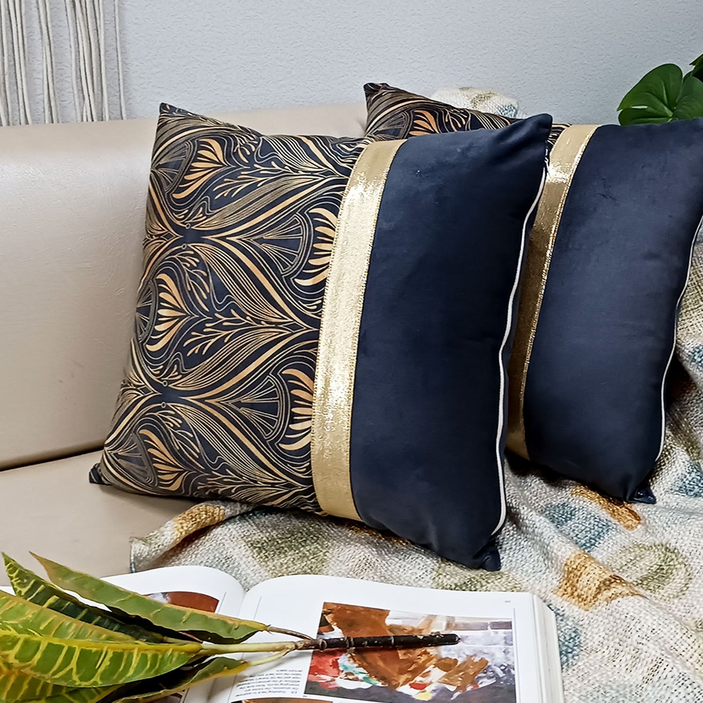 Copy of Cushion Covers Super Soft – Beautiful Golden Touch Black Modern Design – Best Price 40cm x 40cm (~16″ x 16″)
