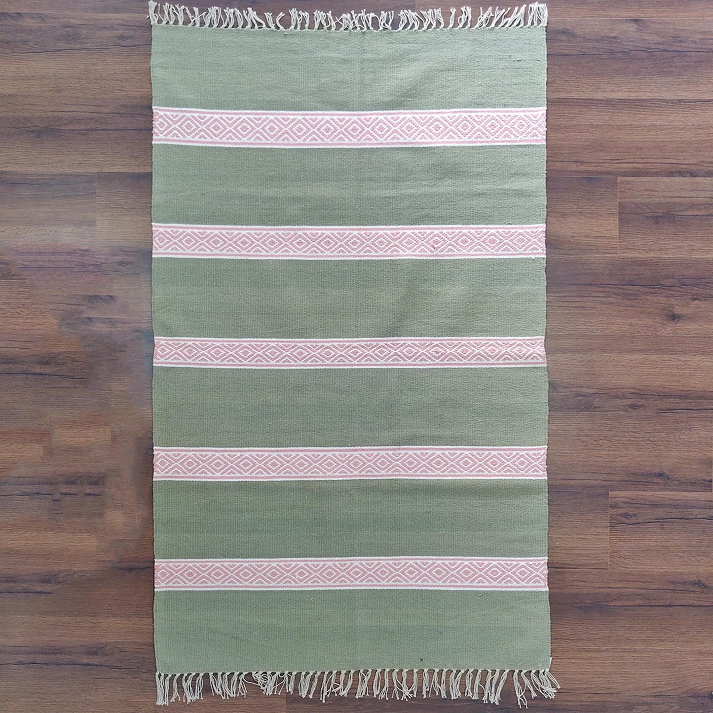 Avioni 100% Cotton Handloom Floor Rug / Durrie – Neohome Collection – Green and Pink