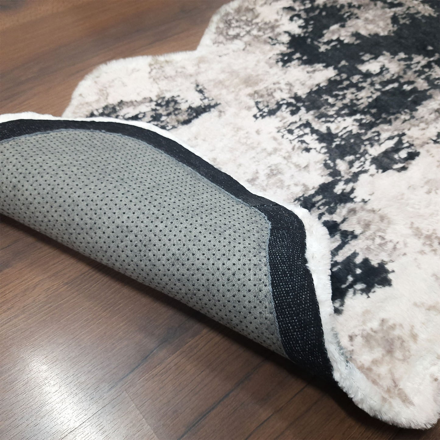 Avioni Ultra Soft Fluffy Faux Fur Area Rugs | Soft Distressed Look| For Bedroom, Living Room, Kids Room| 61x147cm (~24×58 inch)