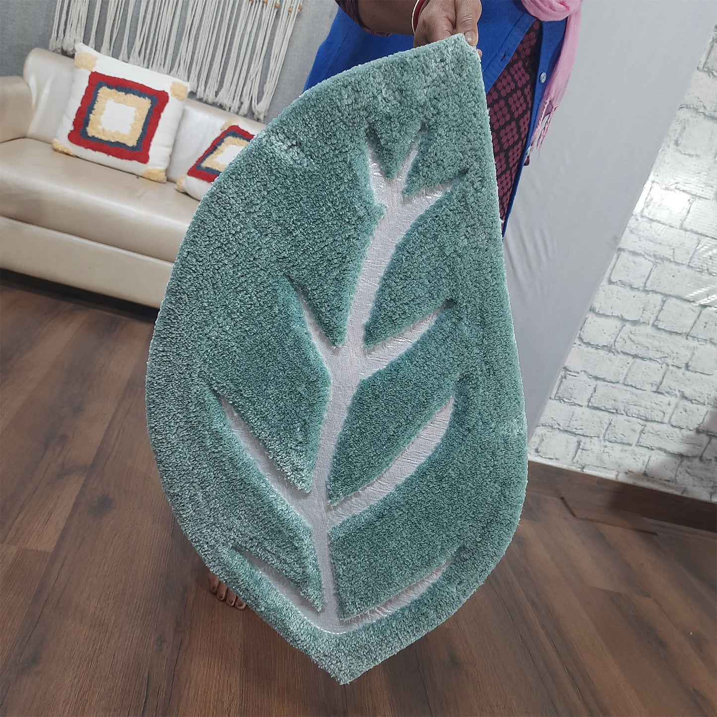 Avioni Divine Collection | Luxury Golden/Silver Touch Aqua Tufted Rug In Beautiful Leaf Shaped Soft And Plush Handmade Door Mats | ~25mm thickness | BathMats -45x82 cms