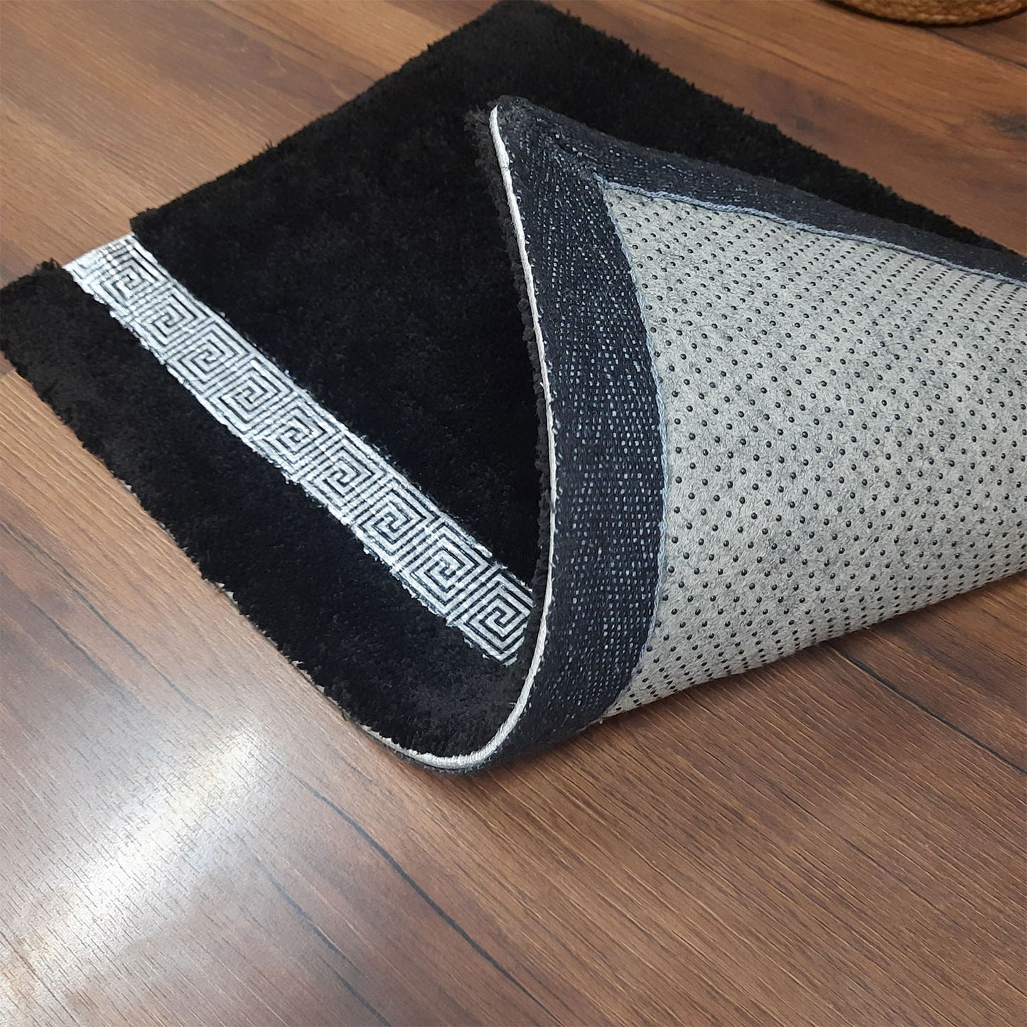 Avioni Divine Collection | Luxury Golden/Silver Touch Tufted Rug Black In Beautiful-Nameste Soft And Plush Handmade Door Mats |~25mm thick | BathMats -45x75 cms