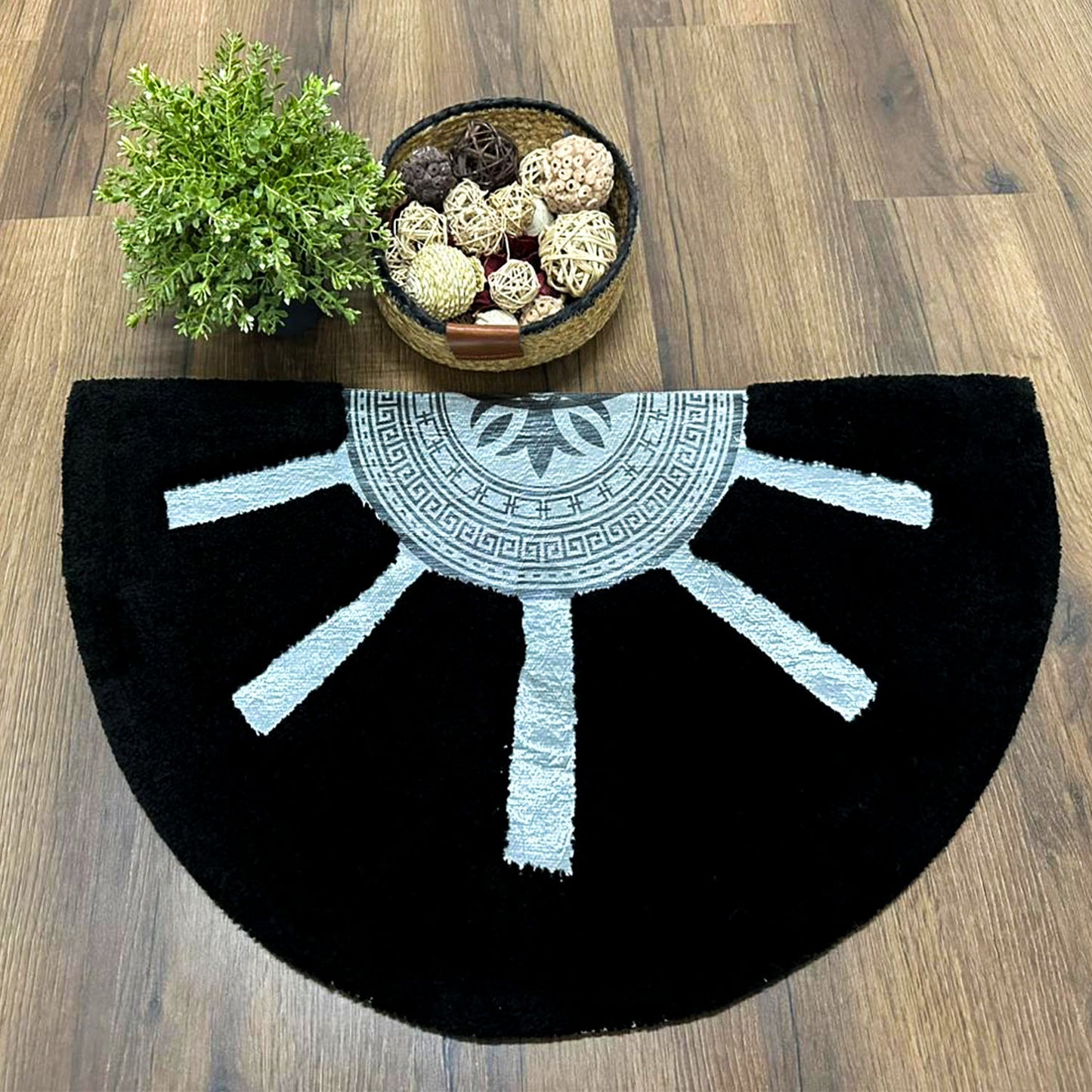 Avioni Divine Collection | Luxury Golden/Silver Touch Tufted Rug Black In Brightening Sun Soft And Plush Handmade Door Mats |~25mm Thickness | BathMats | 45x75cm size