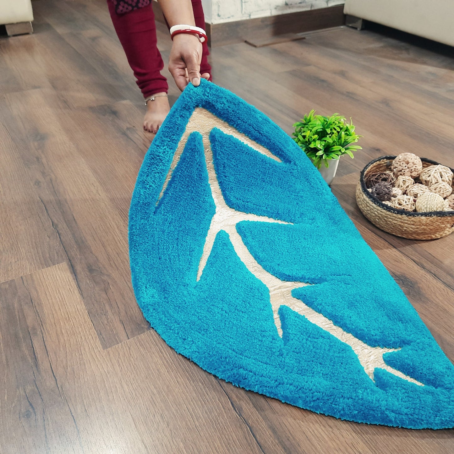 Avioni Divine Collection | Luxury Golden/Silver Touch Blue Tufted Rug In Beautiful Leaf Shaped Soft And Plush Handmade Door Mats | ~25mm thickness | BathMats -45x82 cms
